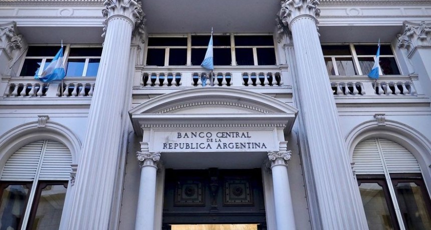  Caos Cambiario: El Gobierno De Milei, Atrapado En Su Propia Trampa Económica