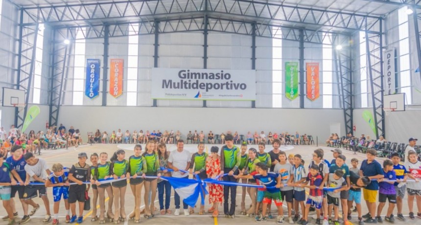 Juan Andreotti Inauguró Un Nuevo “Gimnasio Multideportivo” En El Poli N°8