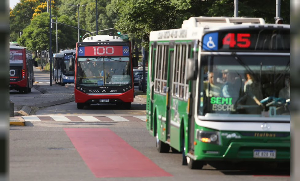 Enero Arrancó Con Nuevos Aumentos En Colectivos Y Subtes