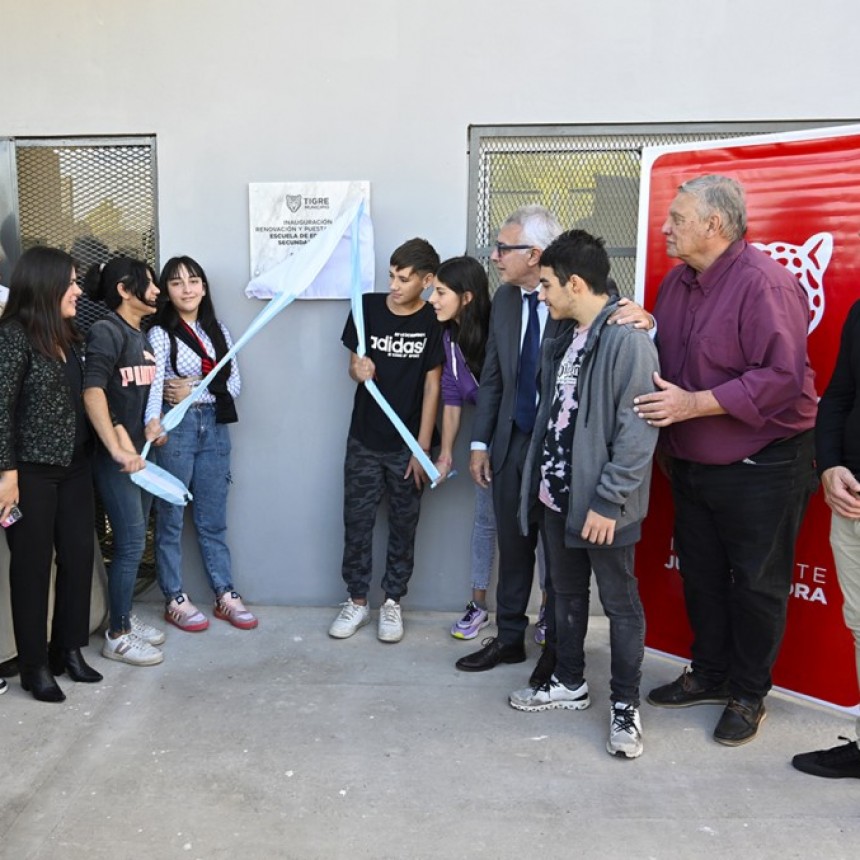 Julio Zamora Inauguró La Puesta En Valor De La Escuela Secundaria N° 39 De Rincón De Milberg