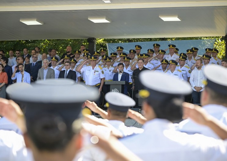 Kicillof Encabez&oacute; El Acto De Egreso De 1.547 Oficiales De La Polic&iacute;a Provincial