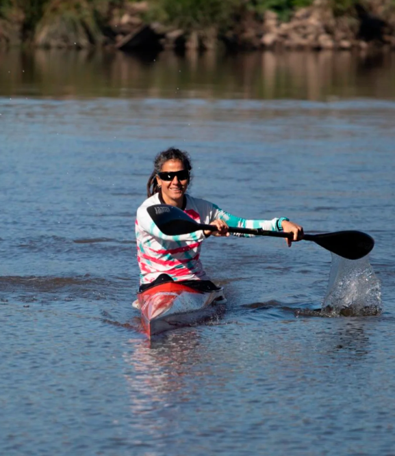 Remera Del Club Na&uacute;tico Quilmes Logr&oacute; Una Clasificaci&oacute;n Hist&oacute;rica Al Mundial De Canotaje