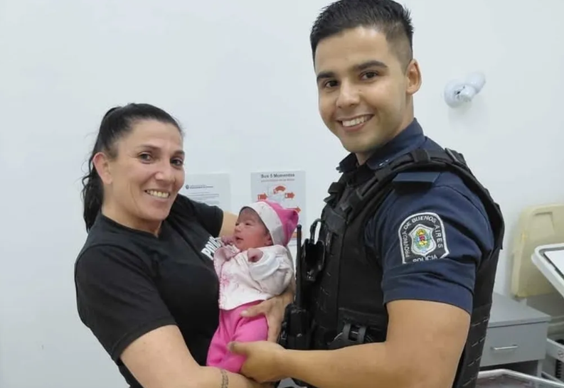 PINAMAR: UNA BEBA NACI&Oacute; GRACIAS A LA ASISTENCIA DE DOS POLIC&Iacute;AS EN EL PARTO