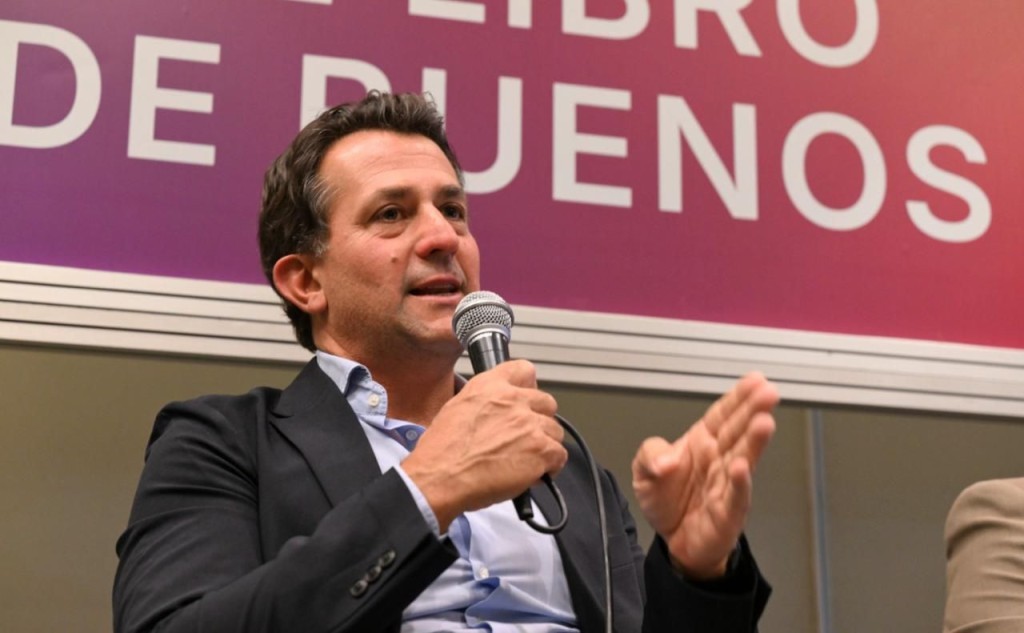 Gribaudo Present&oacute;  "Democracia Algor&iacute;tmica",  Su Libro Sobre Ia