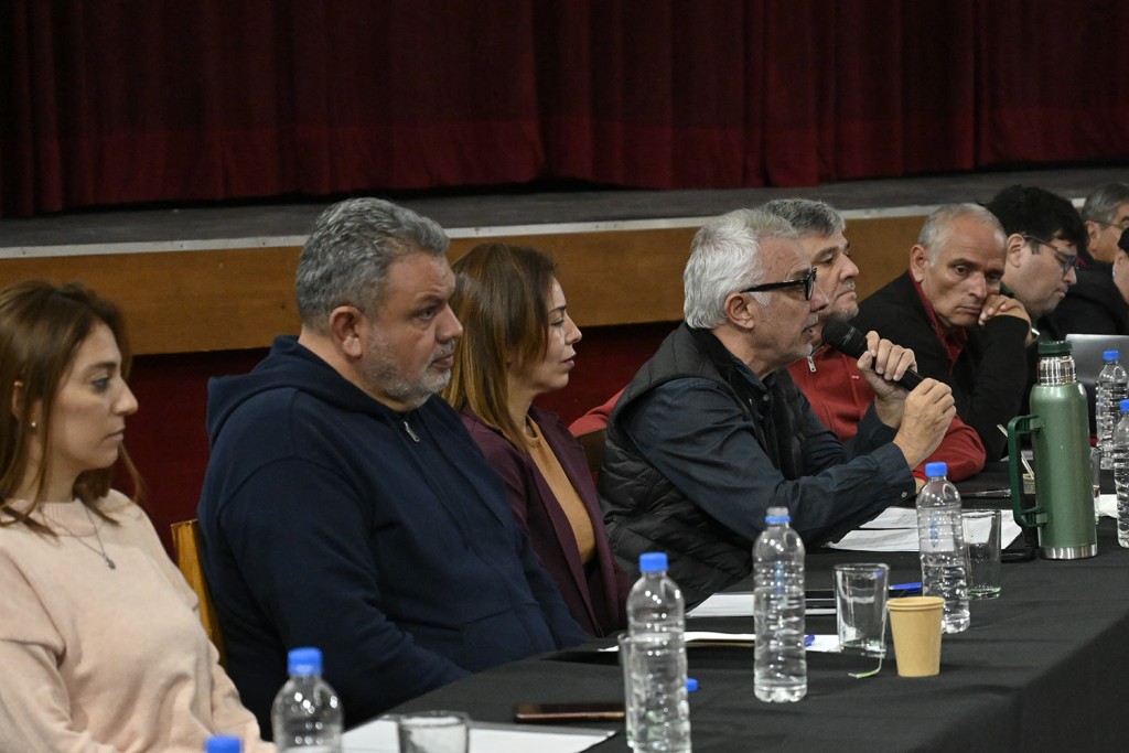 Julio Zamora: “Nos Convocamos Para Formar Una Opción A Las Políticas Del Gobierno De Milei”