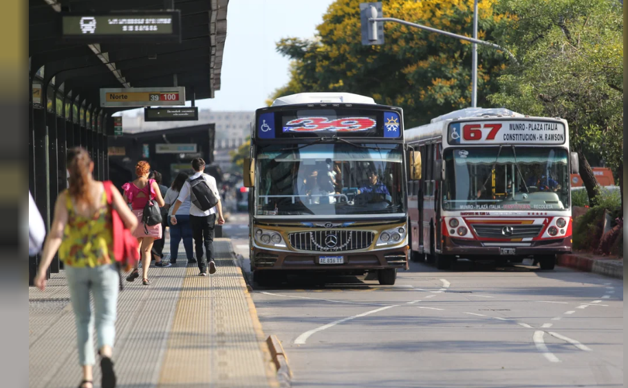 La UTA Reconfirmó El Paro De Colectivos Pese A Los Intentos Del Gobierno Por Desarticularlo