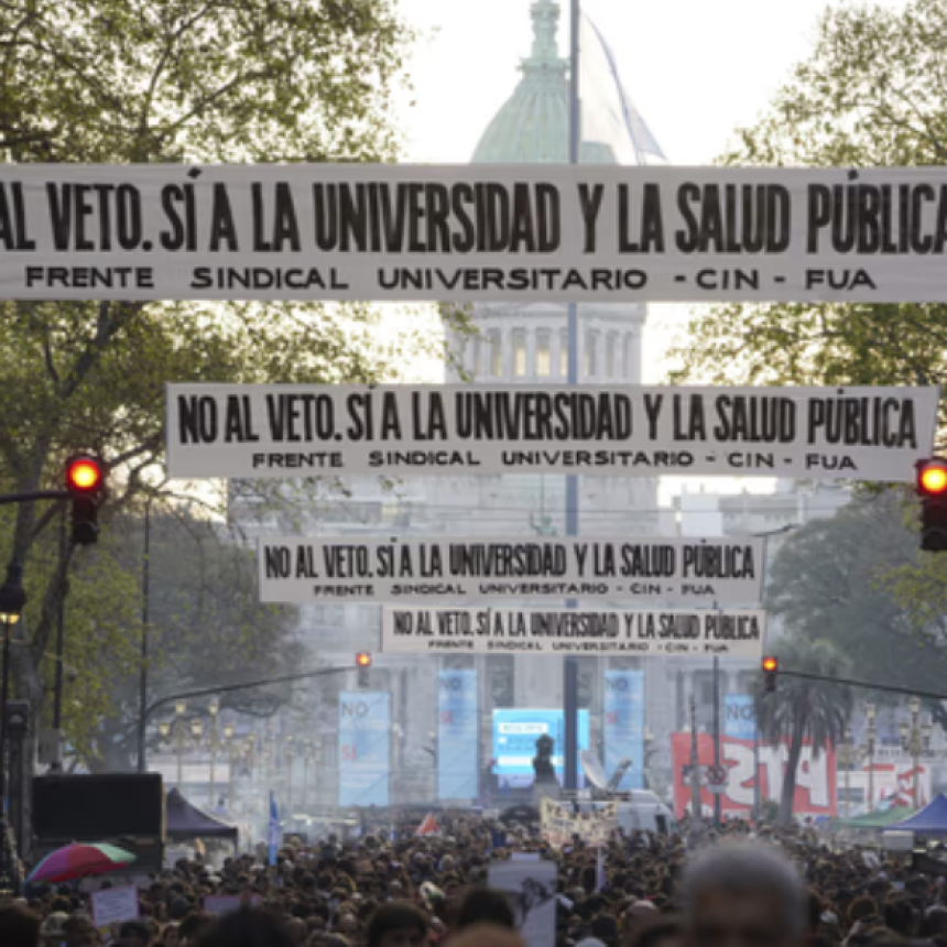 Paro Nacional Y Marcha Masiva: Docentes Y Estudiantes Reclaman Salarios Dignos Y M&aacute;s Presupuesto