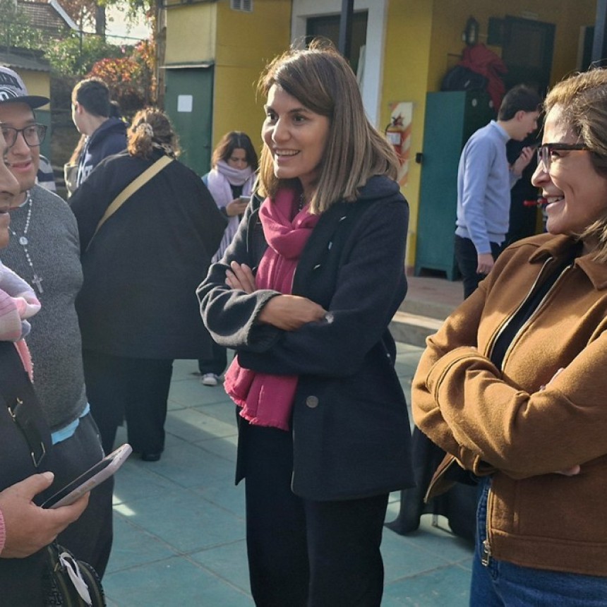 Estudiantes Del Municipio De Tigre Recibieron Sus Anteojos A Trav&eacute;s Del Programa 