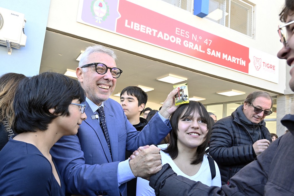 Junto A La Comunidad Educativa, Julio Zamora Inauguró La Escuela Secundaria N°47 De Benavídez
