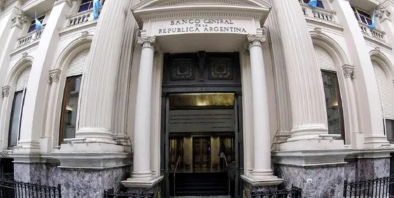 Tensión Cambiaria: El Central Confirmó Que Vendió Dólares Para Intentar Frenarlo
