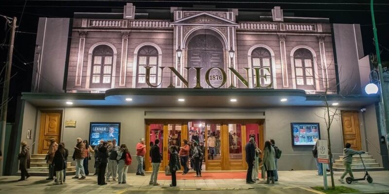 Jornada Hist&oacute;rica Para La Cultura En Dolores: El Teatro Unione Celebr&oacute; Un Siglo Y Medio Con Inauguraci&oacute;n De Fachada Y Anuncio De Obras