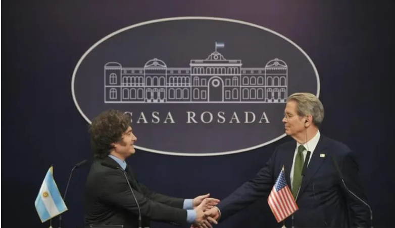 Argentina Oficializó El Swap Con Estados Unidos Por US$ 20.000 Millones