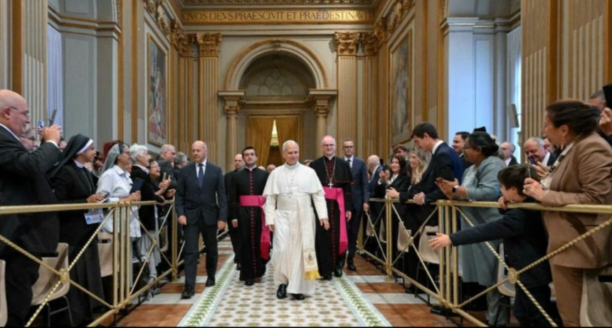 Le&oacute;n Xiv: Este Martes Operan Al Papa Para Extraerle Un N&oacute;dulo De Un Pulm&oacute;n
